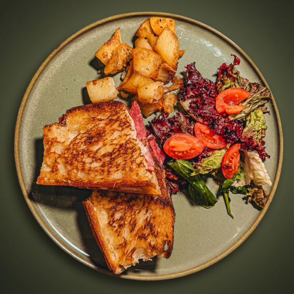 Dana Bacon & Cheddar